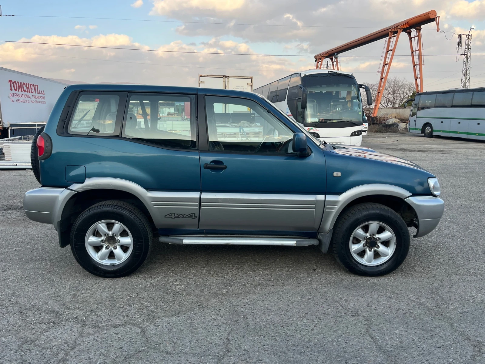 Nissan Terrano 2.7, 4х4, климатик, бързи/бавни, снимка 4 - Автомобили и джипове - 53863857