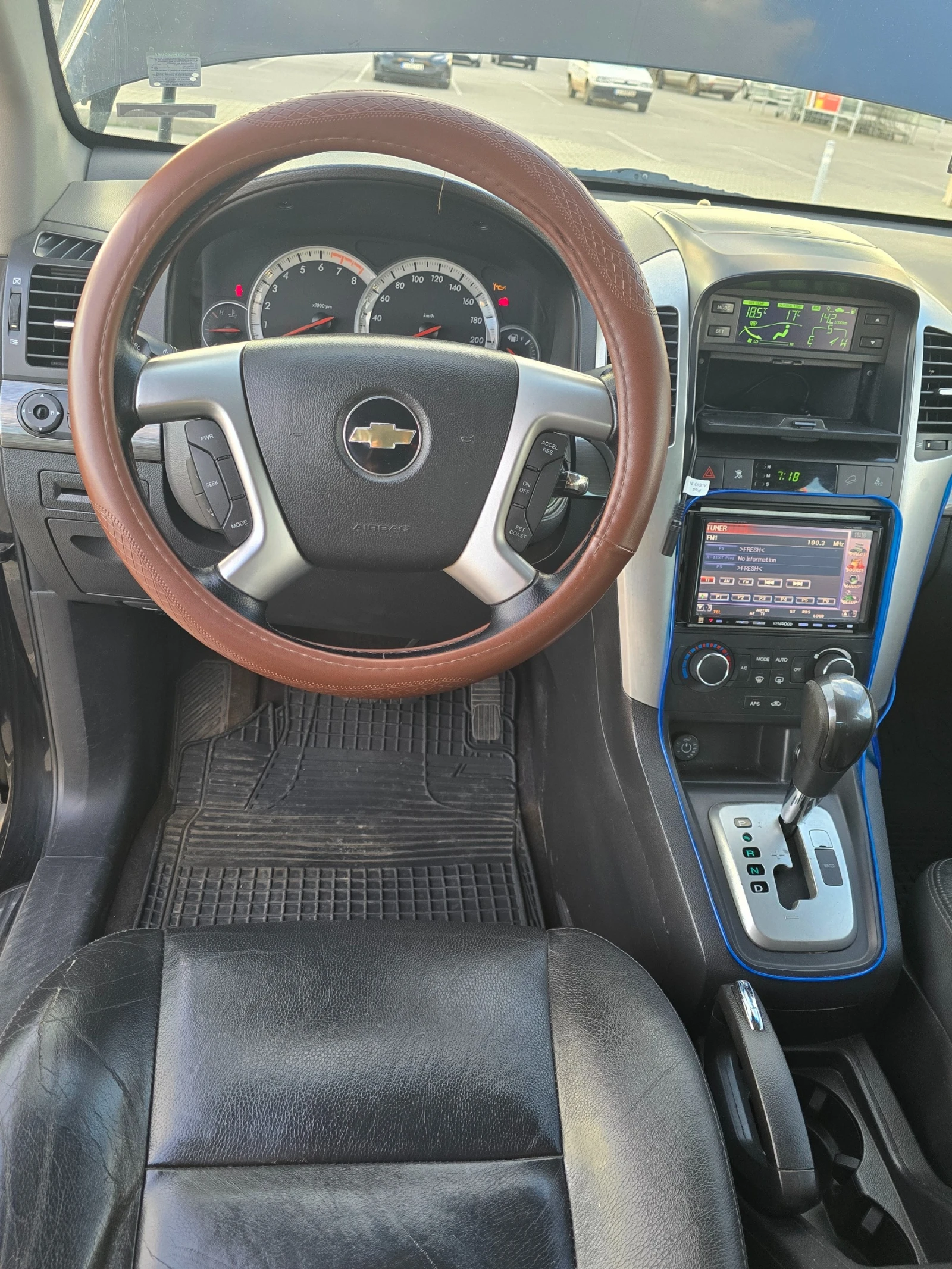 Chevrolet Captiva Chevrolet Captiva 3.2 ГАЗ, снимка 10 - Автомобили и джипове - 54102052