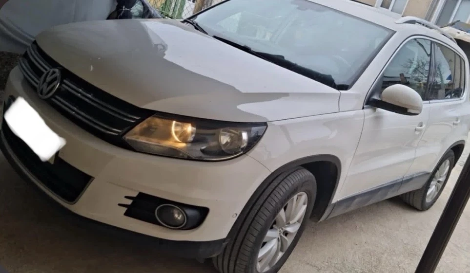 VW Tiguan, снимка 2 - Автомобили и джипове - 54109008