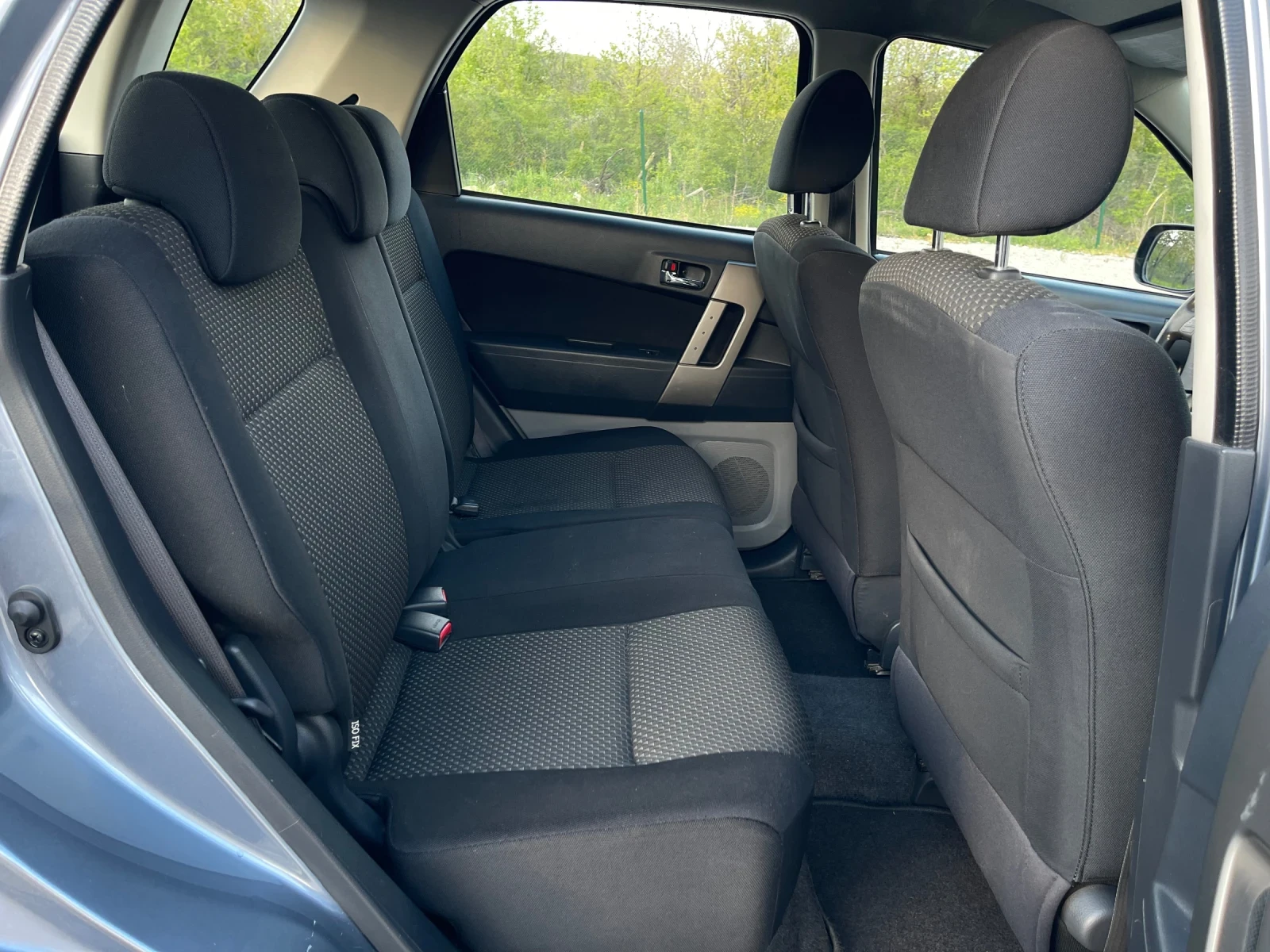 Daihatsu Terios 1.5i ГАЗ 4х4 FACELIFT УНИКАТ, снимка 13 - Автомобили и джипове - 54290439