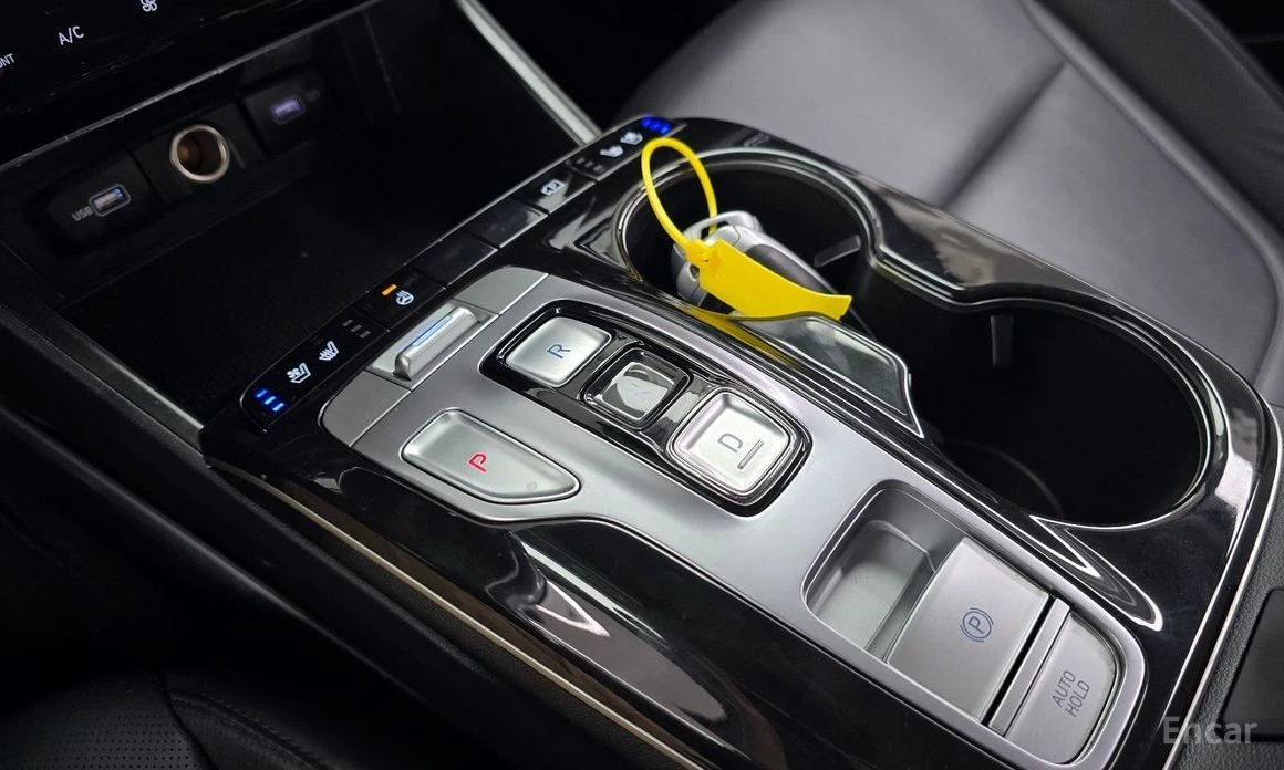 Hyundai Tucson, снимка 9 - Автомобили и джипове - 54700214