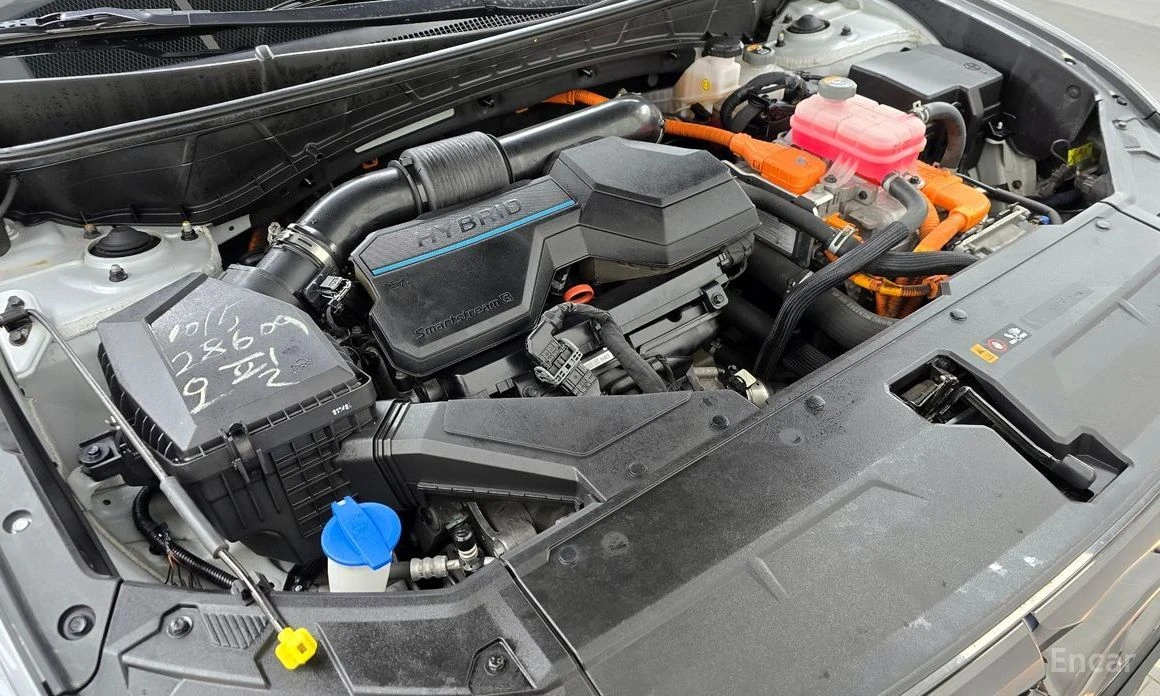 Hyundai Tucson, снимка 6 - Автомобили и джипове - 54700214
