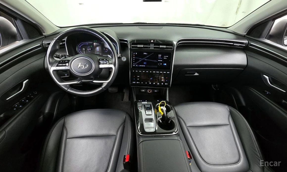 Hyundai Tucson, снимка 7 - Автомобили и джипове - 54700214