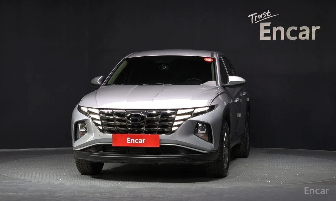 Hyundai Tucson, снимка 3 - Автомобили и джипове - 54700214