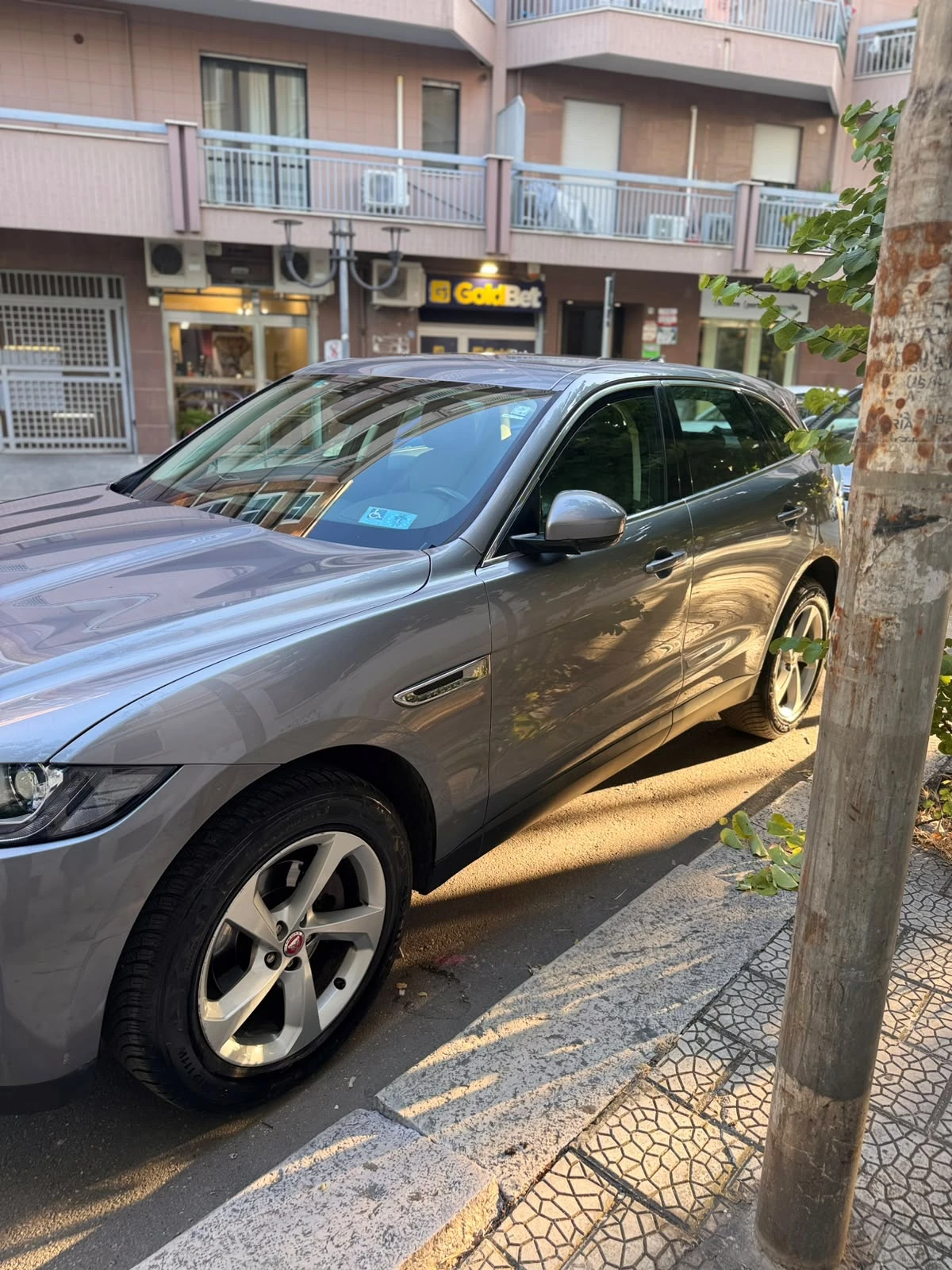 Jaguar F-PACE, снимка 15 - Автомобили и джипове - 55051042