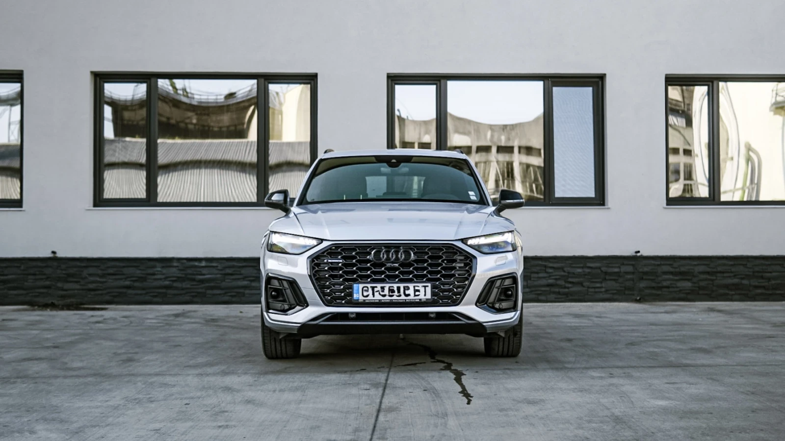 Audi Q5  Sportback 40 TDI quattro S line Matrix, снимка 6 - Автомобили и джипове - 55499742