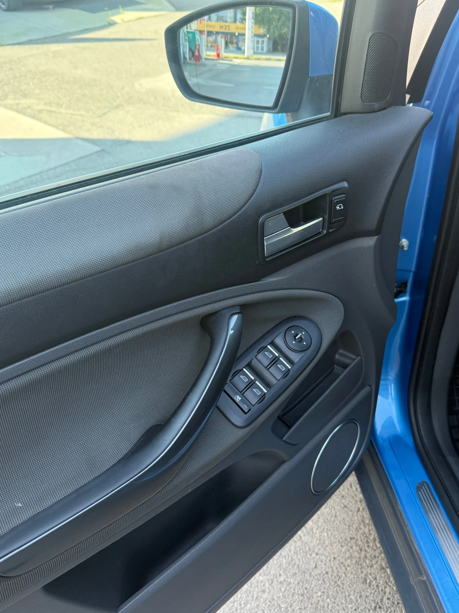 Ford Kuga 2.0d/Full/Ch, снимка 8 - Автомобили и джипове - 55545094