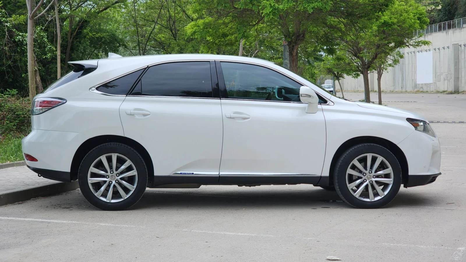 Lexus RX 450h, снимка 8 - Автомобили и джипове - 55977748