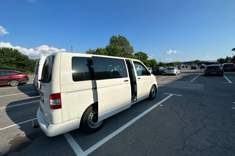 VW T5, снимка 3 - Бусове и автобуси - 47866562