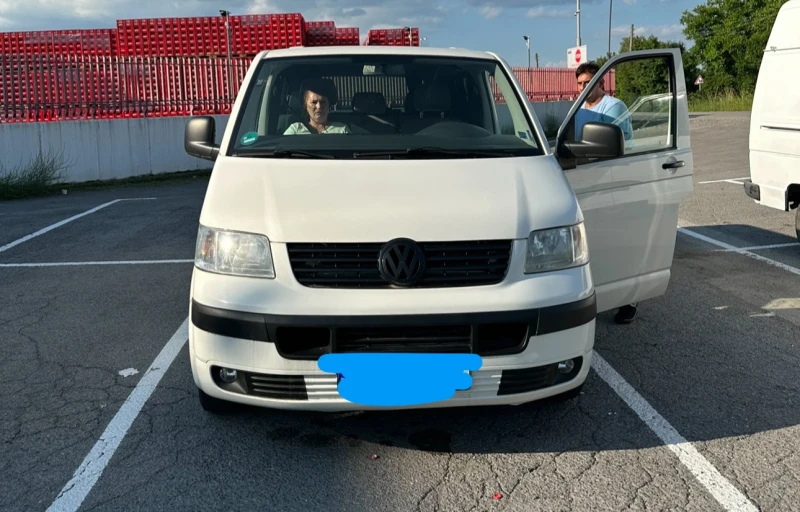 VW T5, снимка 1 - Бусове и автобуси - 47866562