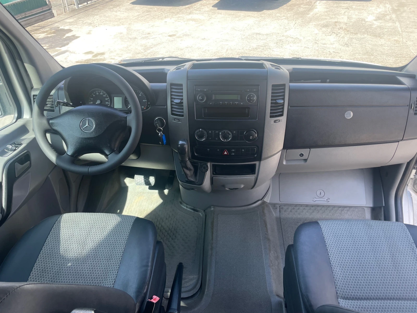 Mercedes-Benz Sprinter 315 CDI/КЛИМА/АВТОМАТИК/9-МЕСТЕН/АВТОПИЛОТ/ПЕЧКА, снимка 7 - Бусове и автобуси - 54040971