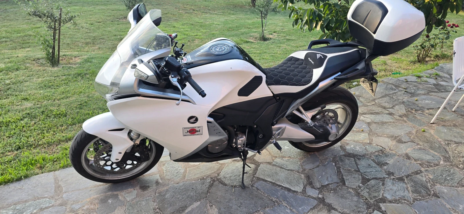 Honda Vfr 1200F, снимка 2 - Мотоциклети и мототехника - 54877341