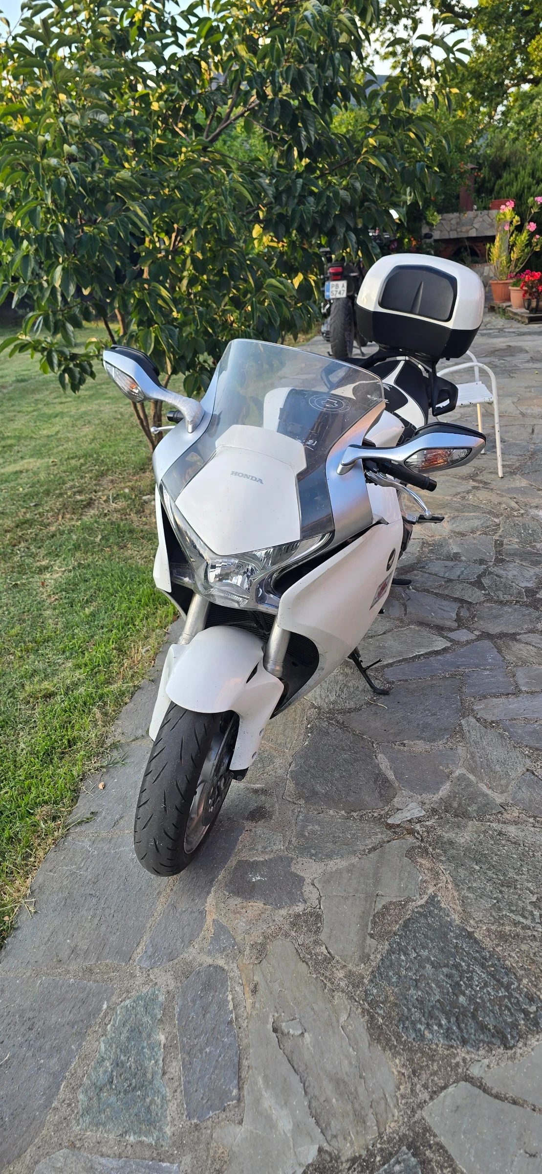 Honda Vfr 1200F, снимка 3 - Мотоциклети и мототехника - 54877341