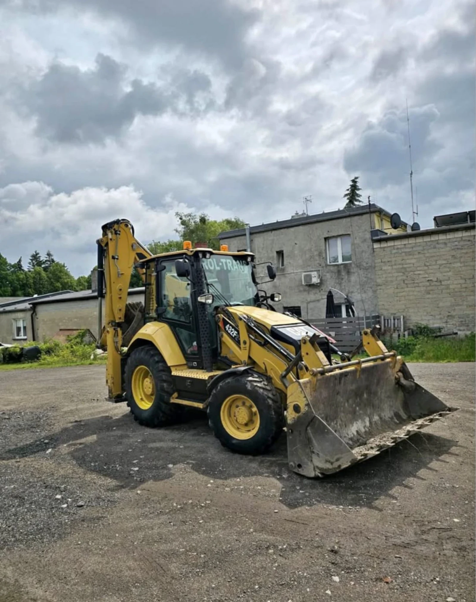 Багер Cat 432 F, снимка 5 - Индустриална техника - 54266384