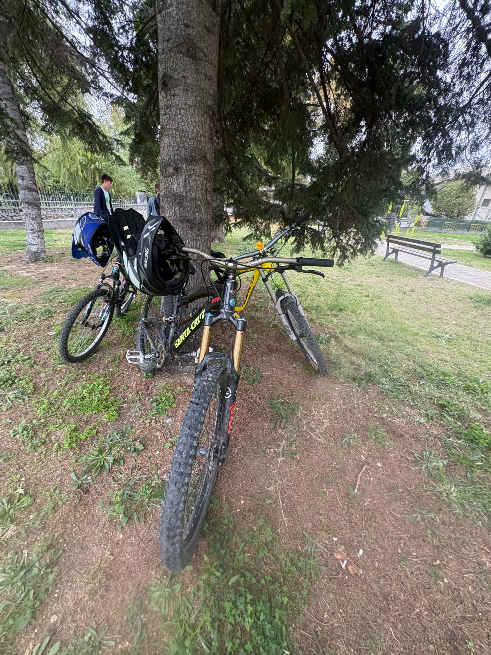  Nomad | Mobile.bg   6