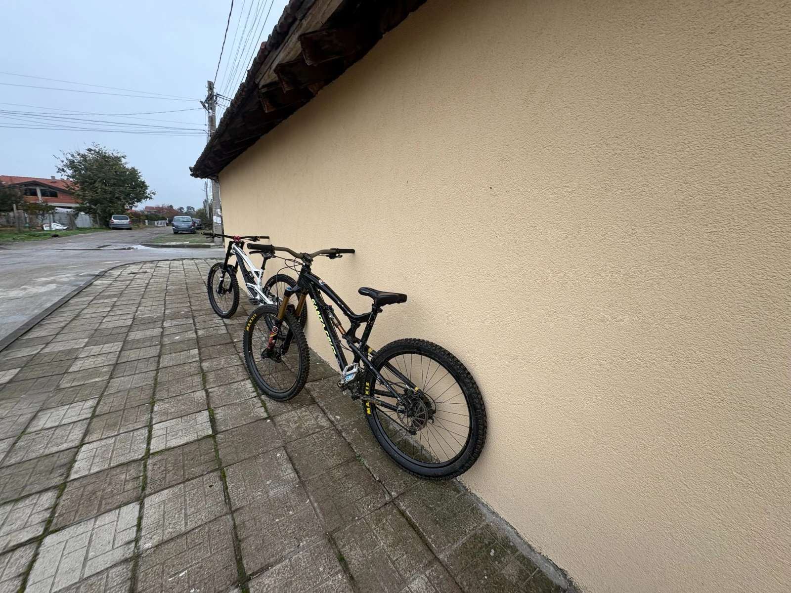  Nomad | Mobile.bg   7