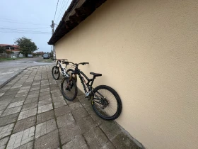  Nomad | Mobile.bg    7