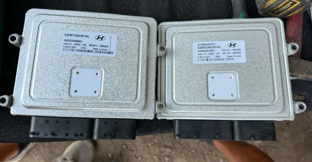 КОНТРОЛЕР компютър Ecu моторен HYUNDAI IONIQ 39110-03HV5 39101-03HV5