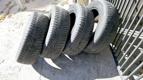 Гуми Зимни 225/65R17, снимка 4 - Гуми и джанти - 47638733