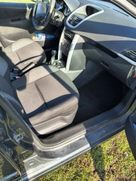 Peugeot 207 1.4 i Напълно обслужен, снимка 13