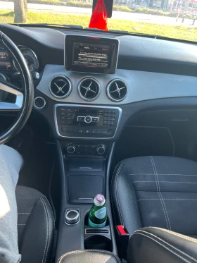 Mercedes-Benz CLA 220, снимка 12