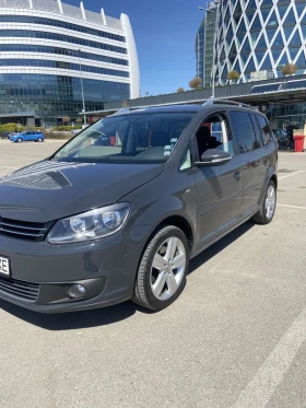 Обява за продажба на VW Touran Ван ~18 500 лв. - изображение 2