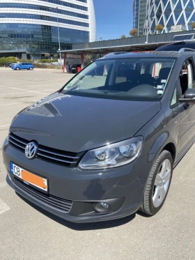 Обява за продажба на VW Touran Ван ~18 500 лв. - изображение 1