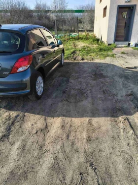 Peugeot 207 1.4 i Напълно обслужен - 3700 € / 7236.57 лв. - 14683365 3
