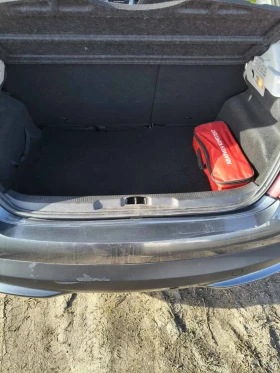 Peugeot 207 1.4 i Напълно обслужен - 3700 € / 7236.57 лв. - 14683365 10