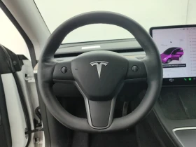 Tesla Model Y Long Range Dual Motor Leather LED Navi 90.5% SoH - 29095 € - 38123247 10