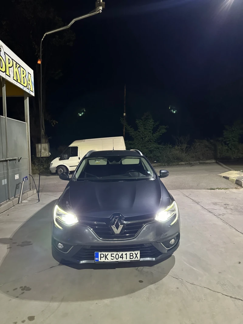 Renault Megane, снимка 12 - Автомобили и джипове - 47260444