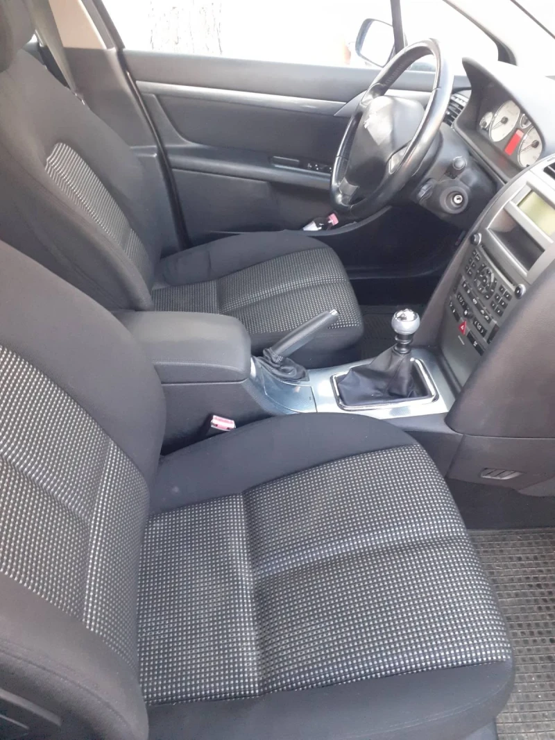 Peugeot 407 2.0 HDI, снимка 13 - Автомобили и джипове - 48132132