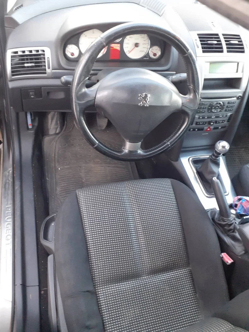 Peugeot 407 2.0 HDI, снимка 12 - Автомобили и джипове - 48132132