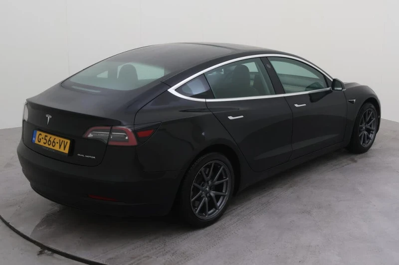 Tesla Model 3  4х4 Европейска Гаранция, снимка 3 - Автомобили и джипове - 49306236