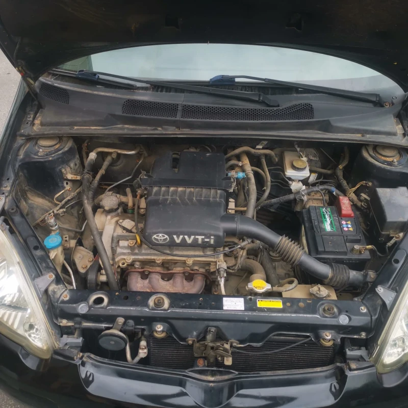 Toyota Yaris, снимка 10 - Автомобили и джипове - 51390316