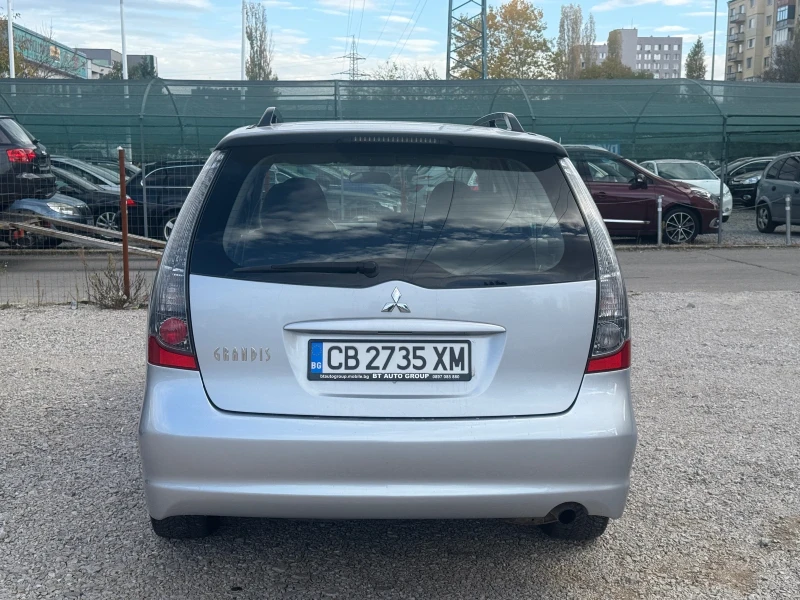 Mitsubishi Grandis 2.4i 6+ 1МЕСТА / АВТОМАТИК, снимка 6 - Автомобили и джипове - 52409558