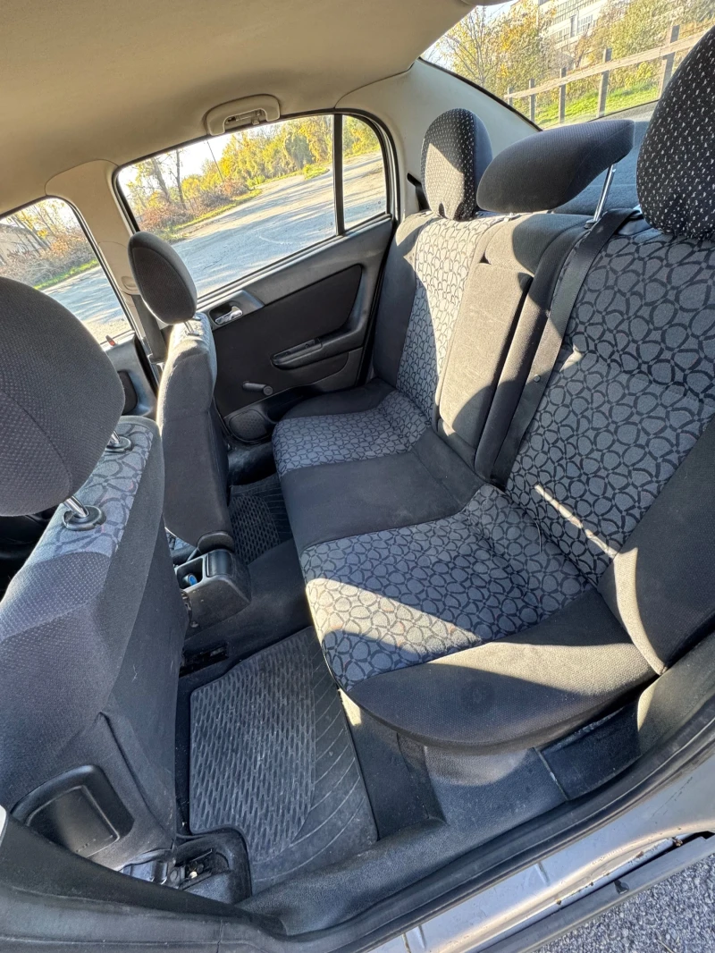 Opel Astra 1.6 Ecotec, снимка 8 - Автомобили и джипове - 52705379