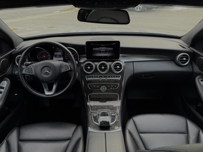 Mercedes-Benz C 300 * l 4MATIC l 18 Service Records l Luxury Pkg * CAR, снимка 16 - Автомобили и джипове - 52726556