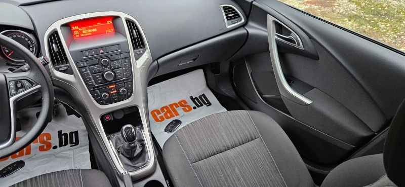 Opel Astra 1, 4i-100кс* ЕВРО5* ФАБРИЧЕН ГАЗОВ ИНЖЕКЦИОН* 2012, снимка 10 - Автомобили и джипове - 52928729