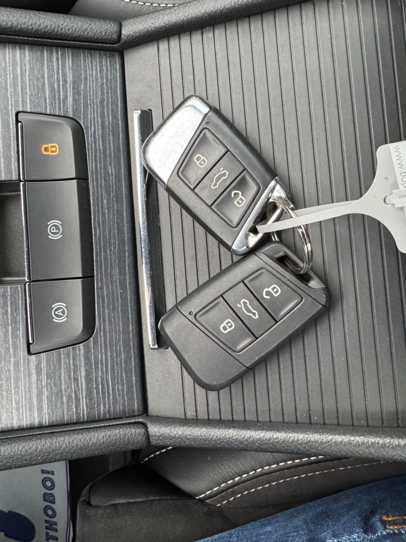 Skoda Superb Digital / Matrix, снимка 15 - Автомобили и джипове - 52973328