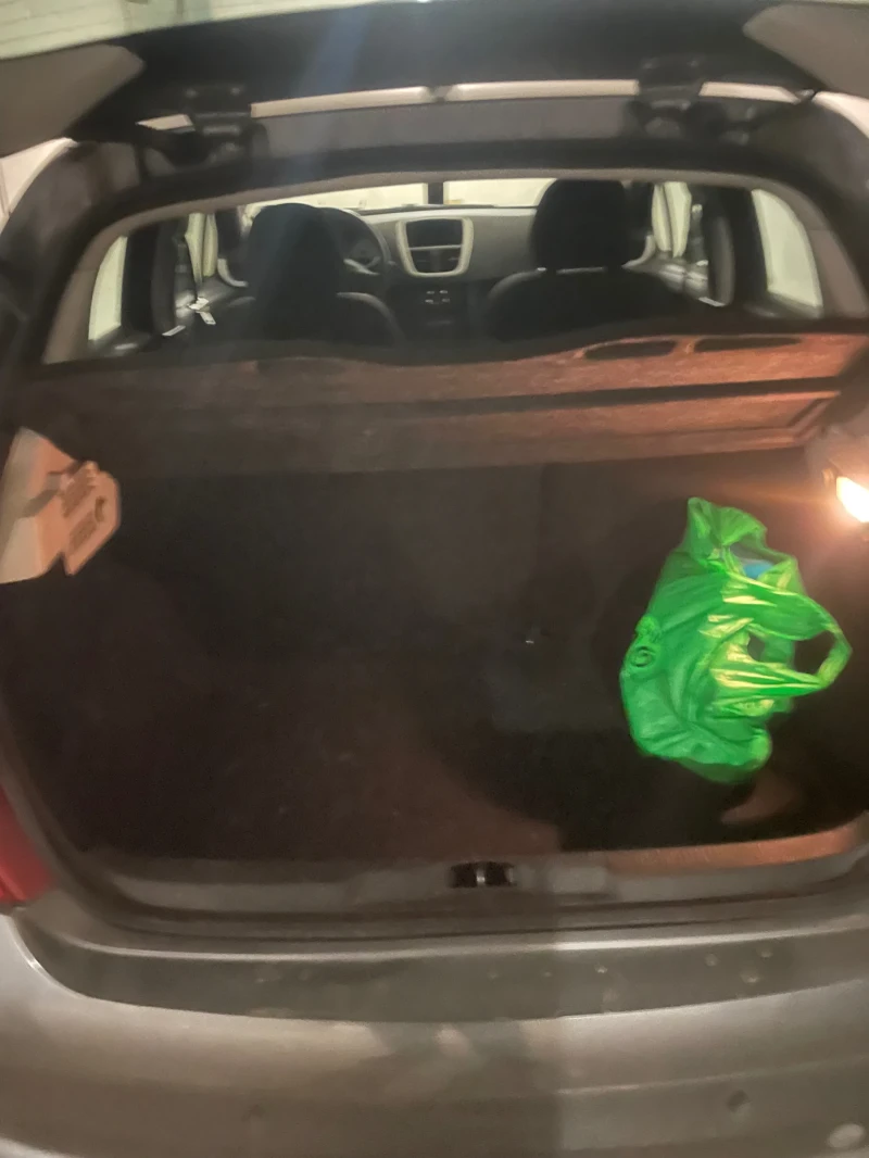 Peugeot 207 1.4, снимка 6 - Автомобили и джипове - 53131055