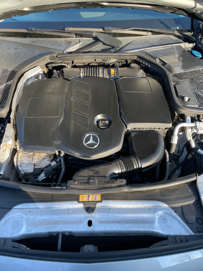 Mercedes-Benz C 220  4 Matic Facelift, снимка 17 - Автомобили и джипове - 53146105