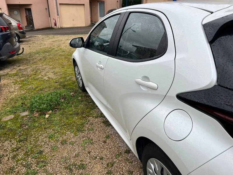 Toyota Yaris, снимка 6 - Автомобили и джипове - 53404074
