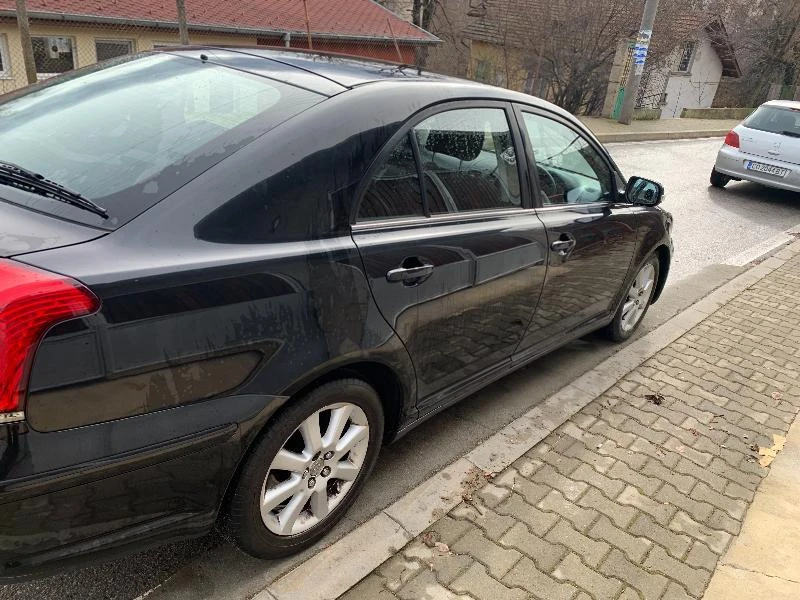 Toyota Avensis 1.8vvt-i 129к.с FACELIFT НА ЧАСТИ, снимка 4 - Автомобили и джипове - 41260136