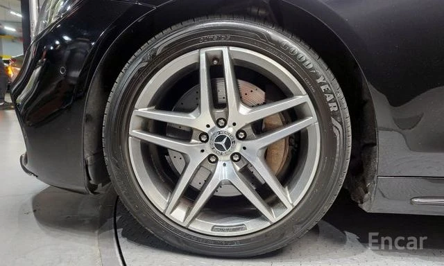Mercedes-Benz S 350 S-Class S350 d 4MATIC AMG Line, снимка 2 - Автомобили и джипове - 54170742