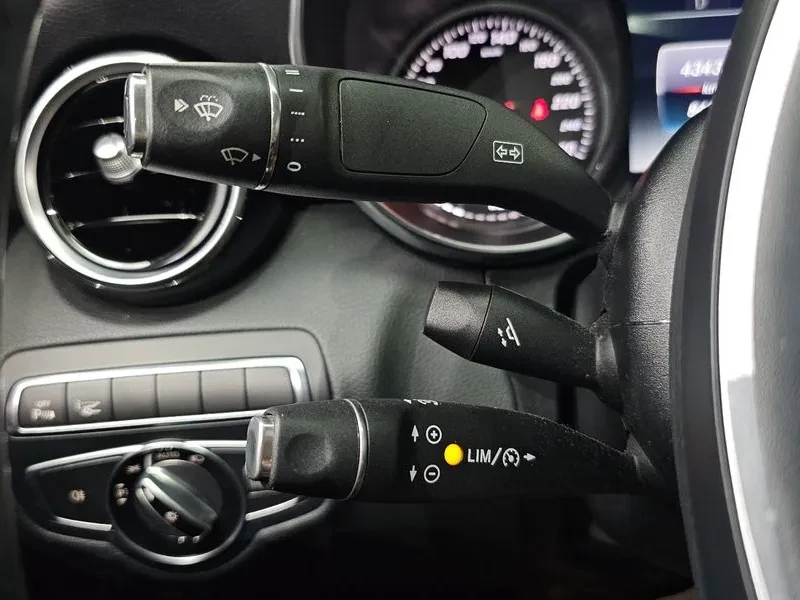 Mercedes-Benz C 200 САМО 30% АВАНС, снимка 17 - Автомобили и джипове - 56064944