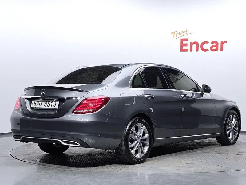 Mercedes-Benz C 200 САМО 30% АВАНС, снимка 2 - Автомобили и джипове - 56064944