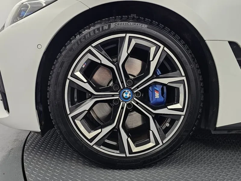 BMW i4 M Sports - ���� 30% ����� | Mobile.bg � ����������� 5