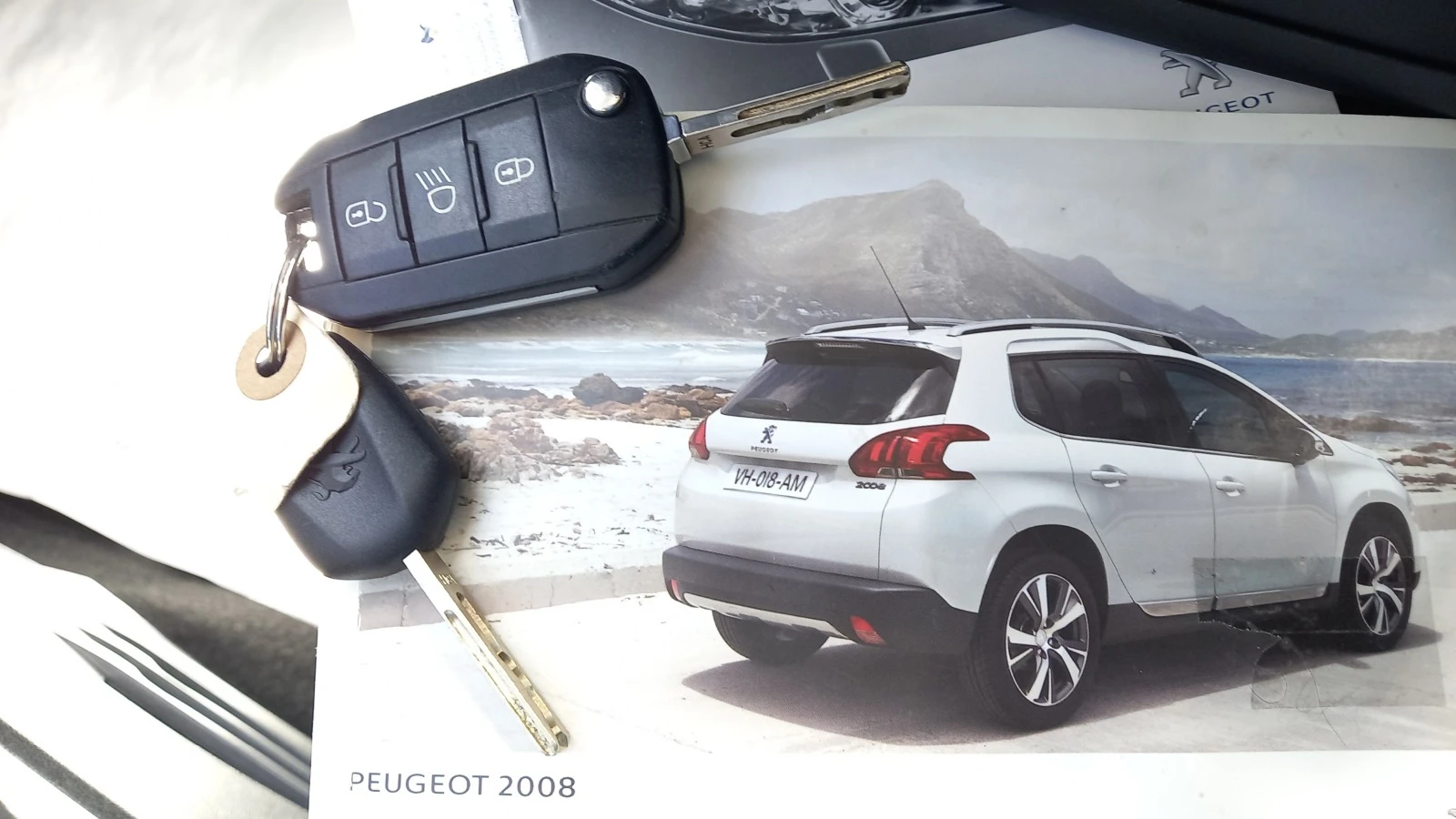 Peugeot 2008 ИЗКЛЮЧИТЕЛНО FULL ALLUER EURO:6 СЕРВИЗ КНИЖК УНИКТ - изображение 5