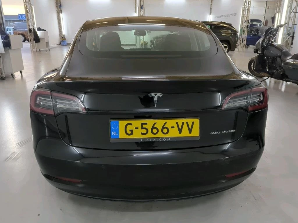 Tesla Model 3  44   | Mobile.bg   12